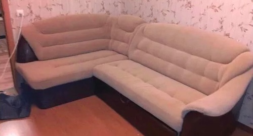 Перетяжка углового дивана. Саратов